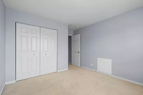 239 Pawtucket Ave, Elgin, IL 60124 photo 24