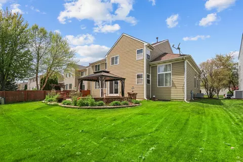 239 Pawtucket Ave, Elgin, IL 60124 photo 37