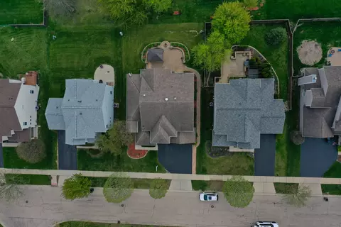 239 Pawtucket Ave, Elgin, IL 60124 photo 43