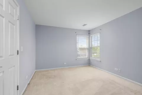 239 Pawtucket Ave, Elgin, IL 60124 photo 26