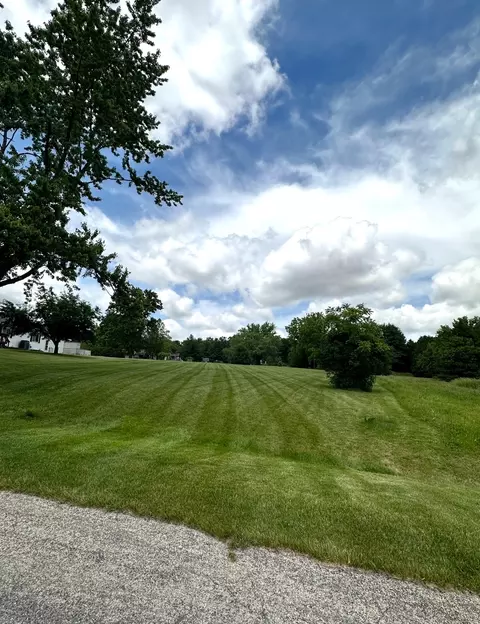 268 Wickshire Dr, Davis, IL 61019 photo 2