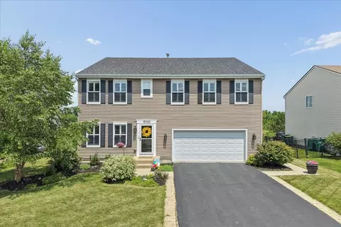 13320 Bucksburn Ln, Beach Park, IL 60083