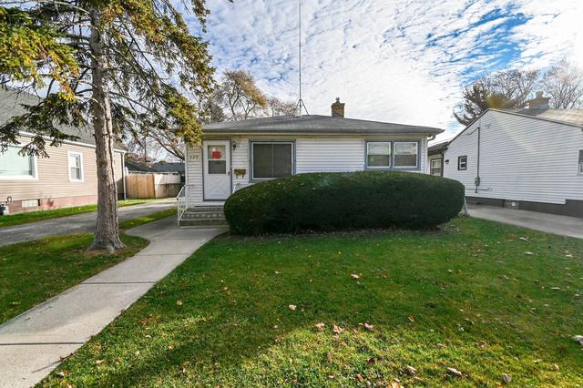 629 S Fulton Ave, Waukegan, IL 60085