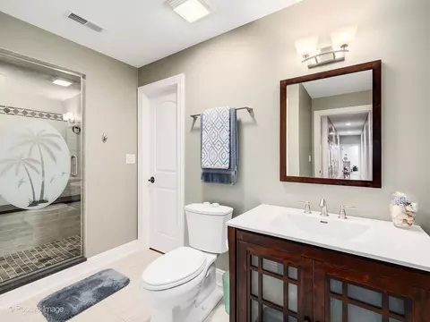 Bath - 335 Edgewater Dr, Morris, IL 60450 photo 6 of 6