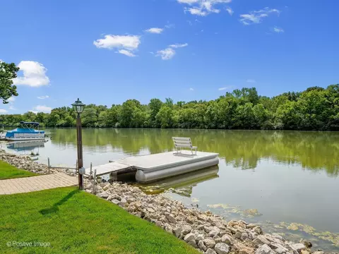 View/Area - 335 Edgewater Dr, Morris, IL 60450 photo 2 of 4