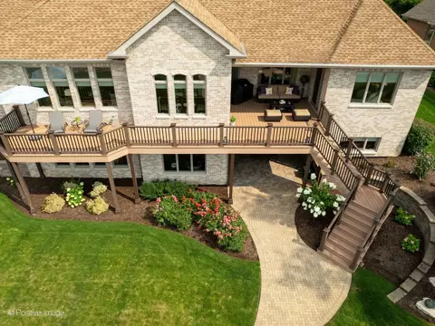Exterior - 335 Edgewater Dr, Morris, IL 60450 photo 8 of 9