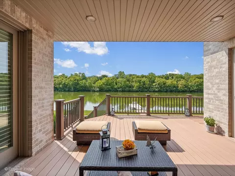 Exterior - 335 Edgewater Dr, Morris, IL 60450 photo 4 of 9
