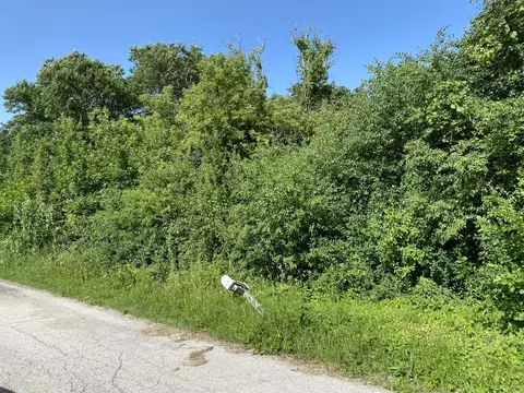 12350 W Blossom Ave, Waukegan, IL 60087