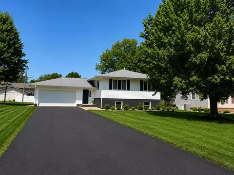 506 S State St, Annawan, IL 61234 photo 2