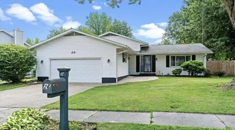 26 Skyview Dr, Springfield, IL 62702