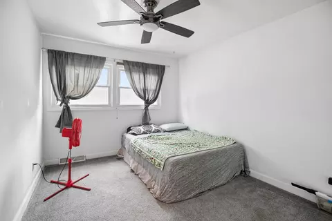 Bedroom - 26 Skyview Dr, Springfield, IL 62702 photo 2 of 5