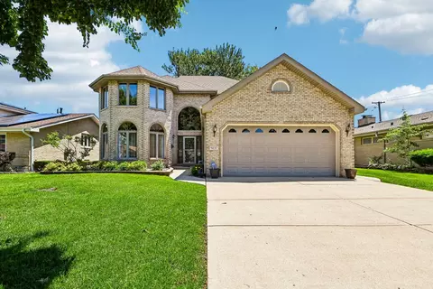 9237 Kedvale Ave, Oak Lawn, IL 60453