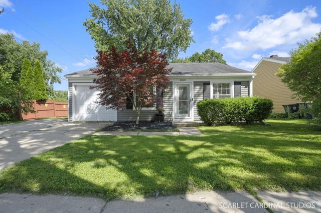 2 S425 Cherice Dr, Warrenville, IL 60555