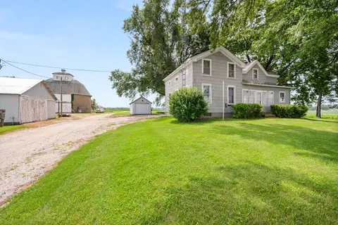 14286 Il State 72 Rte, Genoa, IL 60135