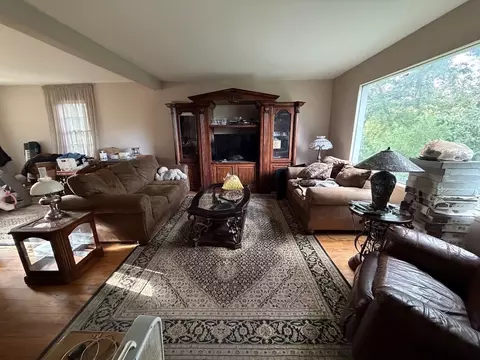 922 Valley Ave, Mchenry, IL 60051 photo 5