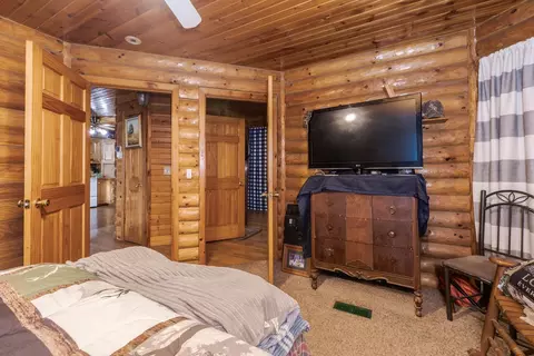 Bedroom - 403 W Owsley St, Chenoa, IL 61726 photo 3 of 7