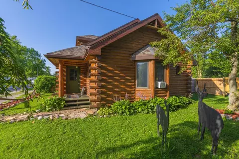 Exterior - 403 W Owsley St, Chenoa, IL 61726 photo 2 of 14