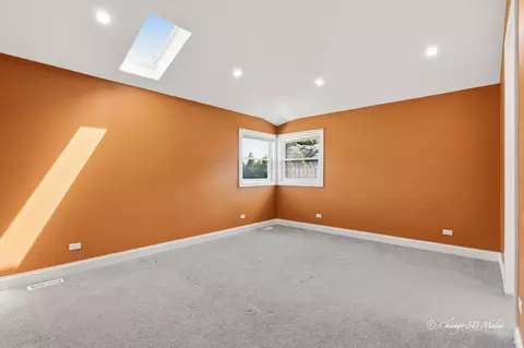 95 E Thacker St, Des Plaines, IL 60016 photo 19