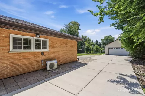 95 E Thacker St, Des Plaines, IL 60016 photo 30