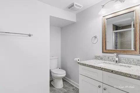 95 E Thacker St, Des Plaines, IL 60016 photo 31