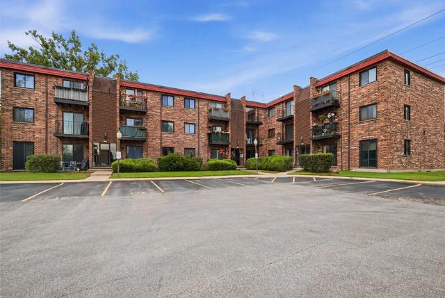1791 W Algonquin Rd #3A, Mount Prospect, IL 60056