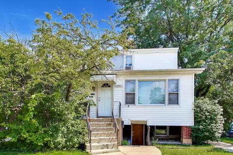 5357 W Waveland Ave, Chicago, IL 60641