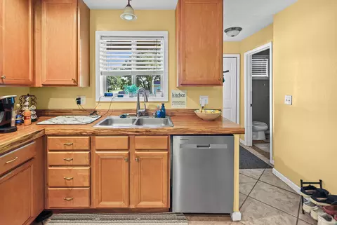 523 E Mitchell St, Salem, IL 62881 photo 18