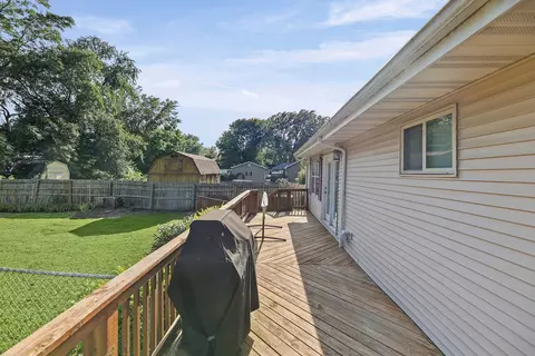 523 E Mitchell St, Salem, IL 62881 photo 3