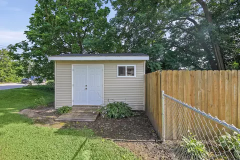 523 E Mitchell St, Salem, IL 62881 photo 6