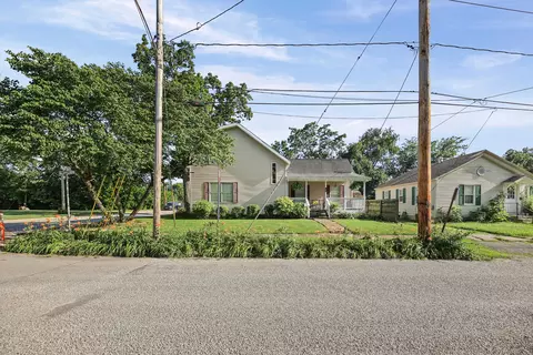523 E Mitchell St, Salem, IL 62881 photo 35