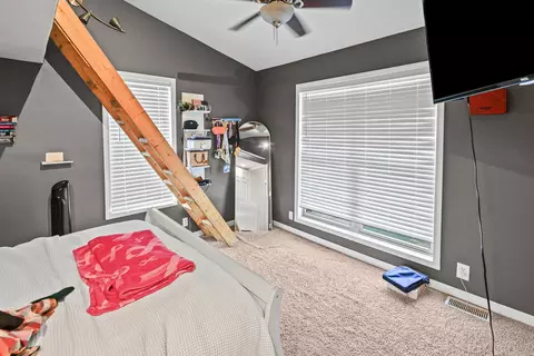 523 E Mitchell St, Salem, IL 62881 photo 24