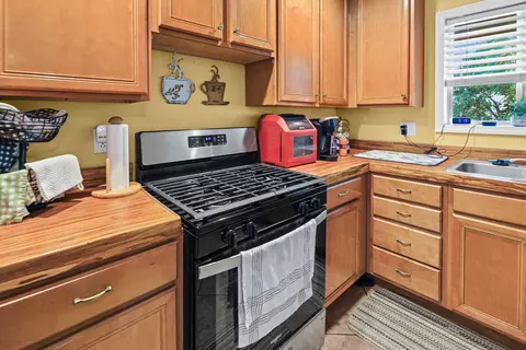 523 E Mitchell St, Salem, IL 62881 photo 17