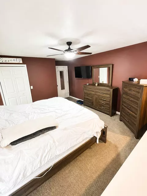 523 E Mitchell St, Salem, IL 62881 photo 30