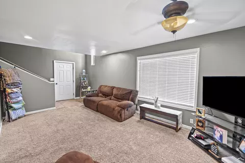 523 E Mitchell St, Salem, IL 62881 photo 13