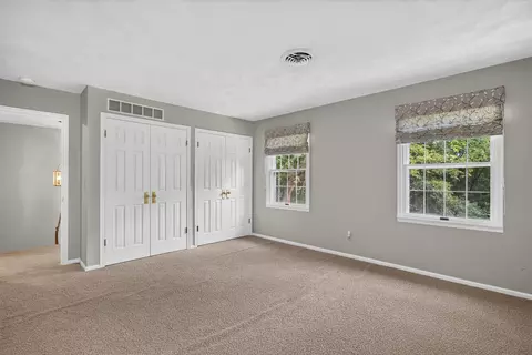 Bedroom - 906 34 Ave, Moline, IL 61265 photo 2 of 9