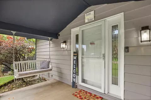 Exterior - 1225 Winaki Trl, Algonquin, IL 60102 photo 2 of 8