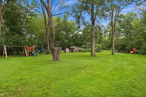 Exterior - 1225 Winaki Trl, Algonquin, IL 60102 photo 7 of 8