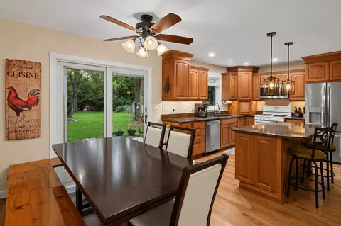 Kitchen - 1225 Winaki Trl, Algonquin, IL 60102 photo 1 of 5