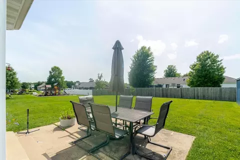 412 Sunset Dr, Colfax, IL 61728 photo 32