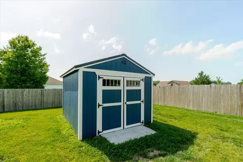 412 Sunset Dr, Colfax, IL 61728 photo 37