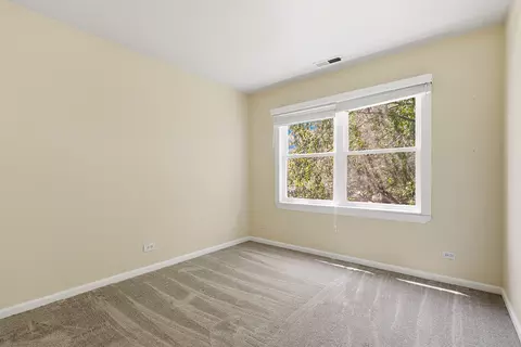 Bedroom - 2008 Primrose Dr, Plainfield, IL 60586 photo 3 of 6