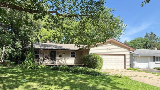421 Warren Ave, Rockford, IL 61107