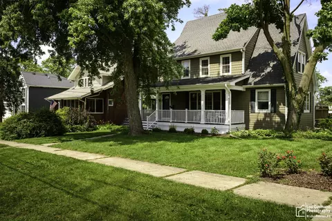 Exterior - Undisclosed, Wheaton, IL 60187 photo 3 of 6