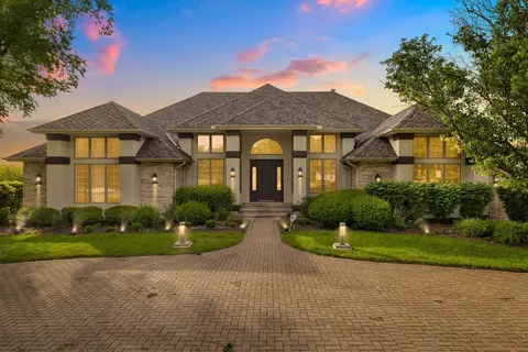 101 Windmill Rd, Orland Park, IL 60467