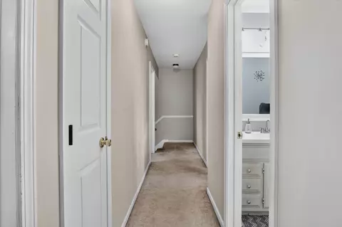 Entry Way - 1692 185th St, Lansing, IL 60438 photo 5 of 8