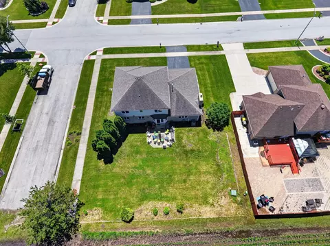 View/Area - 1692 185th St, Lansing, IL 60438 photo 6 of 6