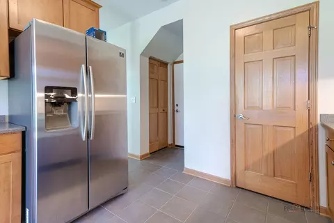 Other - 2636 Pondview Dr, Algonquin, IL 60102 photo 2 of 8