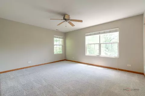 Bedroom - 2636 Pondview Dr, Algonquin, IL 60102 photo 6 of 7