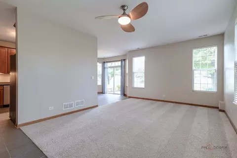 Living - 2636 Pondview Dr, Algonquin, IL 60102 photo 3 of 6