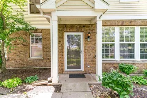 Other - 2636 Pondview Dr, Algonquin, IL 60102 photo 1 of 8
